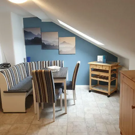 2 Rehrl Birkenstrasse 7 *